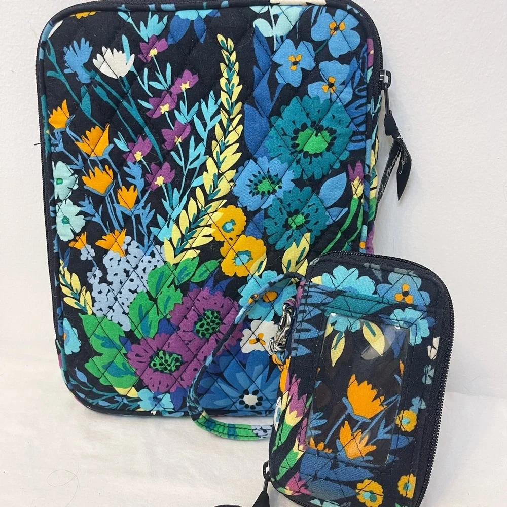 Vera Bradley Midnight Blues 2013 Tablet Cover and Wristlet Card Holder Set EUC